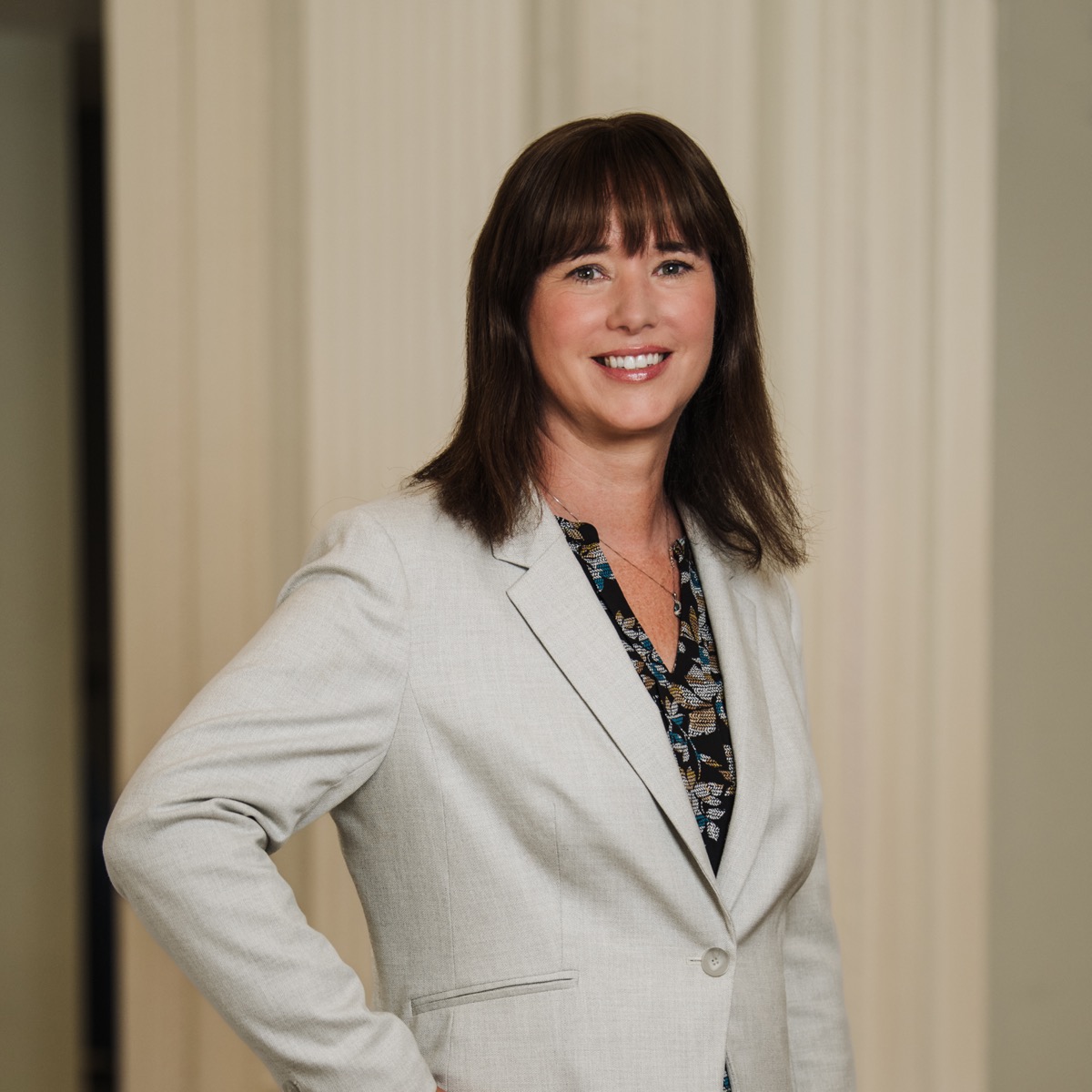 Gina Knapp headshot, Chief Financial Officer