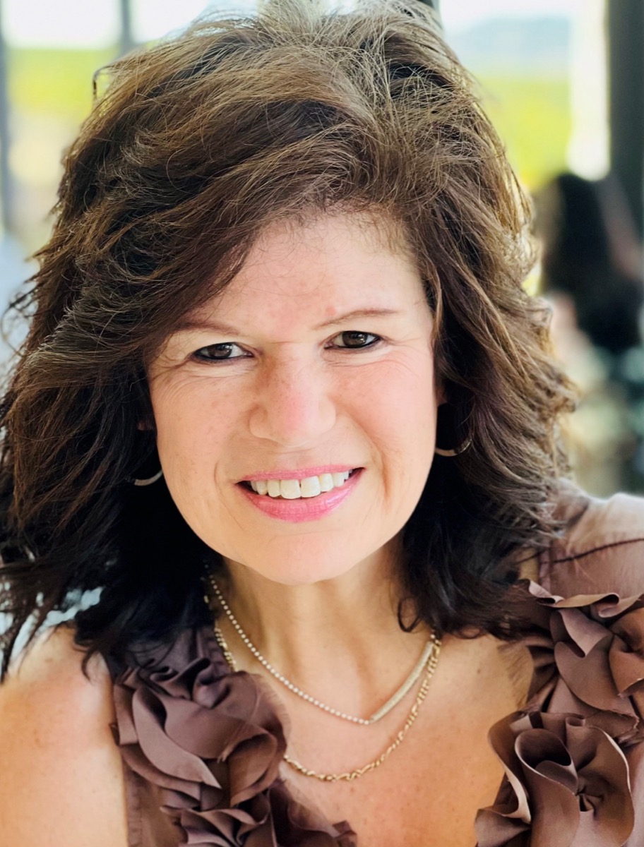 Gayle Sweitzer headshot, The University of Kansas Health System