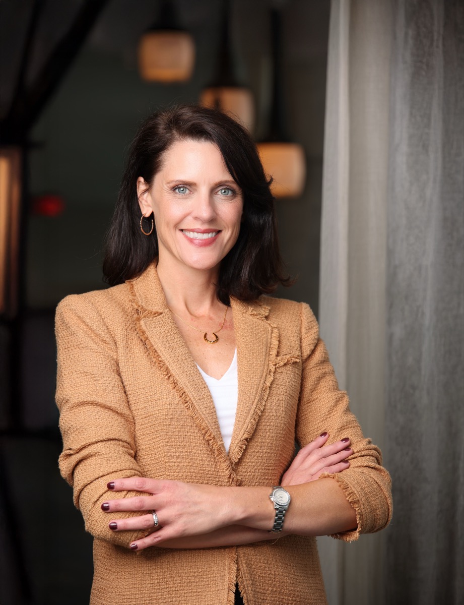 Susan Schaefer headshot, Secretary | JE Dunn Construction